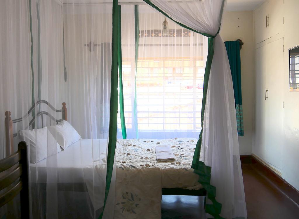 Hotel Acacia City คัมพาลา ภายนอก รูปภาพ