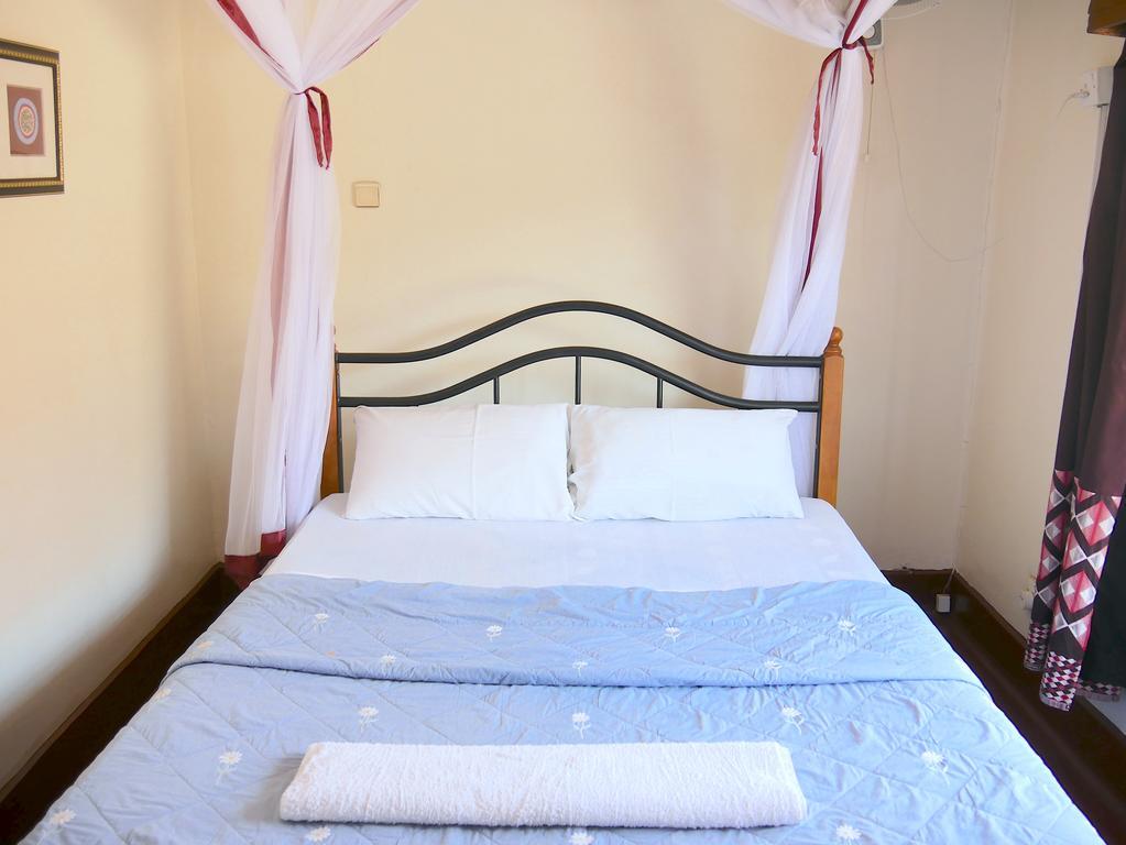 Hotel Acacia City คัมพาลา ภายนอก รูปภาพ
